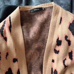 Zesica Women's Leopard Print Cardigan - Tan and Black